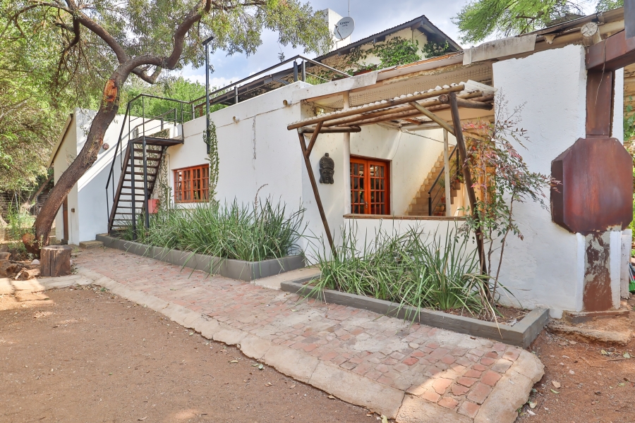 Commercial Property for Sale in Scheerpoort A H North West